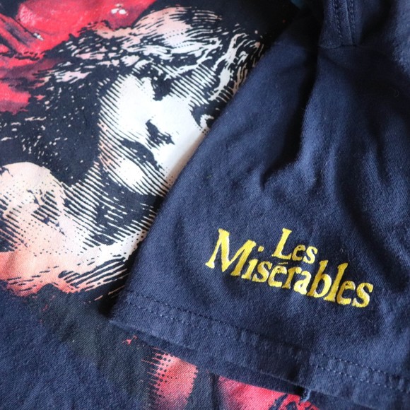 LES MIS T SHIRT - Picture 4 of 6